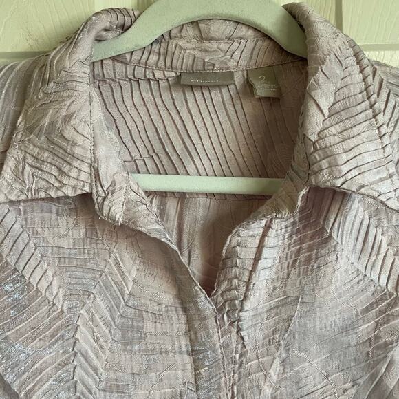 Chico’s Pink Blouse Top Textured Pleated Shimmer Button Up Collar Sz L Unique - Picture 5 of 12